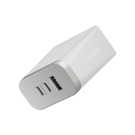 Image 2 of OtterBox Premium Pro Fast Charge USB-C wall charger (white, 72W)