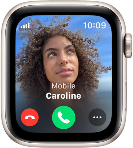 Apple Watch SE displaying incoming phone call with caller's picture and name.